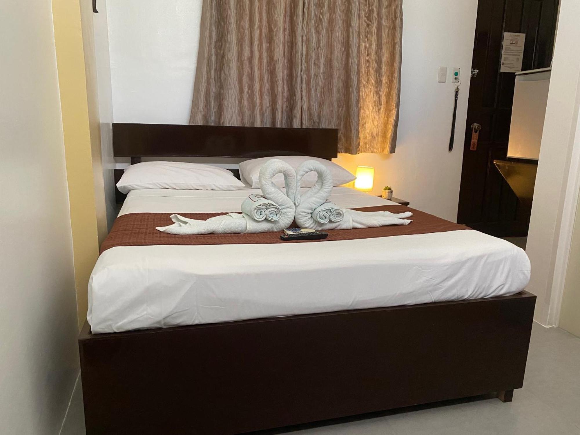 Papa Freds Beach Resort Puerto Galera Luaran gambar